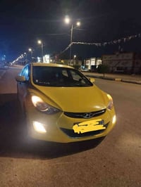 النترا كصة جنطة 2014 صفرة جديدة سعرها 50 تلفون 07725446700