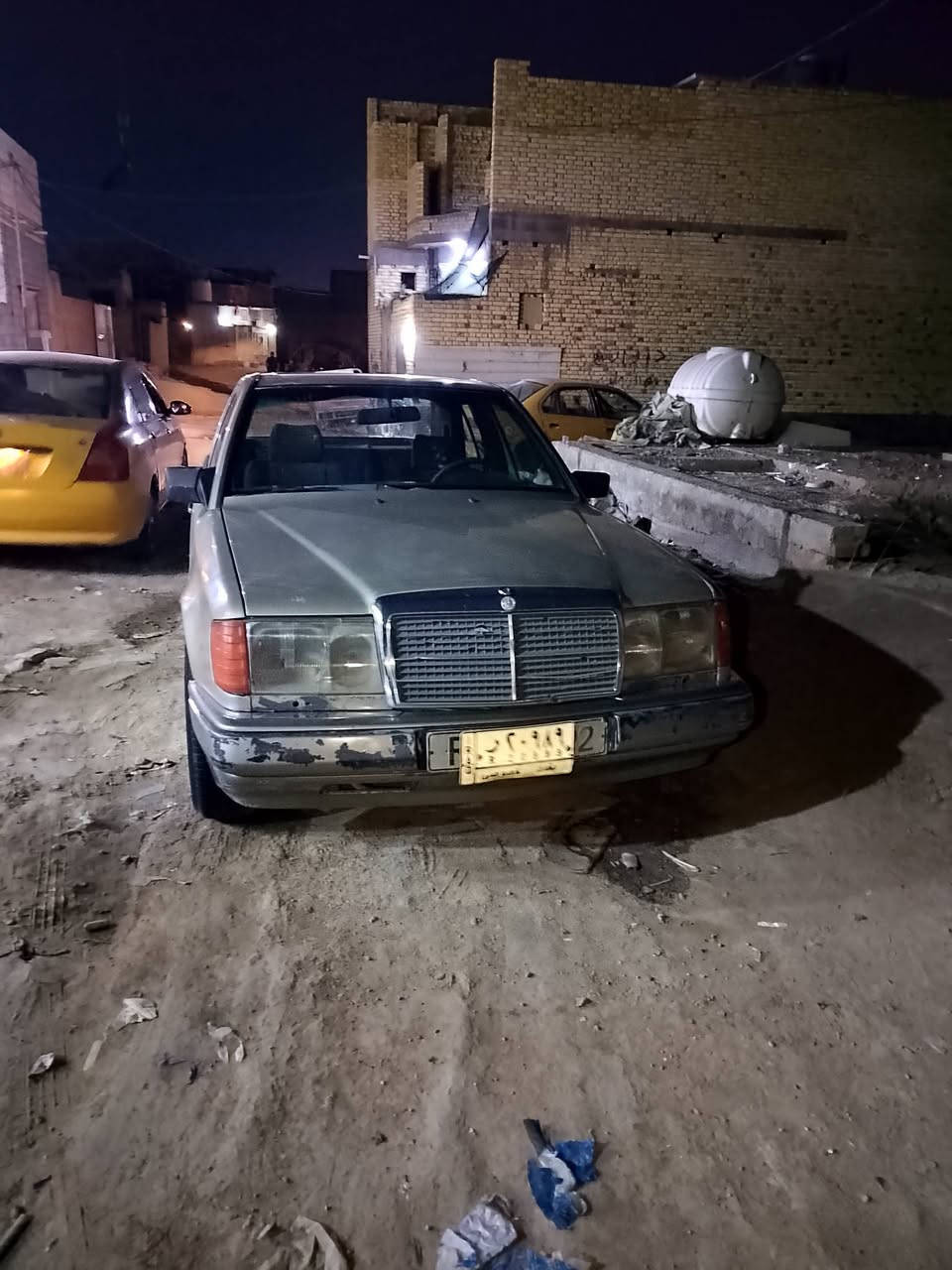 مارسدس دب البيع  مكينه ثنين ونص
مكينه وكير اجدد  مديل 91
السعر 40وبيه مجال 
مكاني ناصريه مركز  
التواصل مع الرقم ***********

