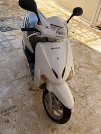 للبيع 07739636221   علماً ان الدراجة مفتوحة