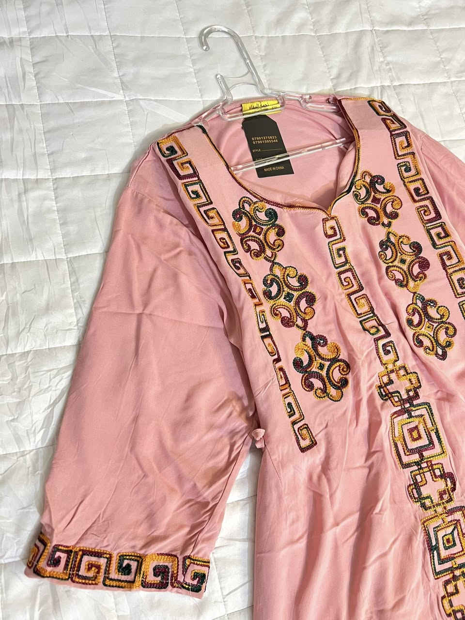 جمال القطعه واللون تلبس من وزن 70 إلى 85 
الخامه كشمير  حزام من الفصاح. تتخصر تجنن بنات


**إذا كنت صاحب هذا الإعلان وتريد حذفه لأي سبب، رجاءا أرسل رسالة إلى الدعم الفني**