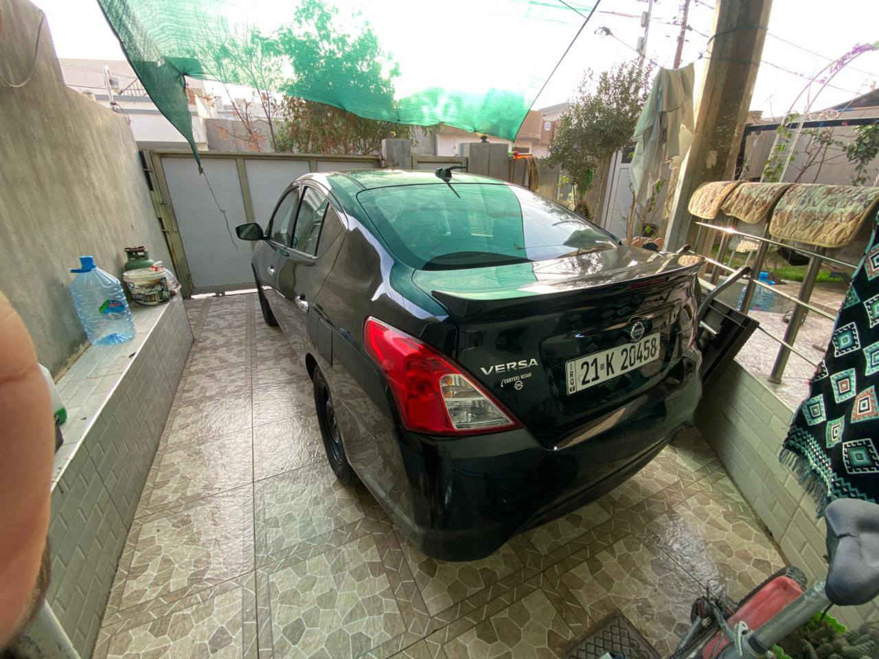 نيسان فيرسا موديل 2018 للبيع رقم سليمانيه ضررها جاملغ خلفي عالبارد وشبر معجون بالبونيد ورعصة بالدوسه من جهة السكن محرك شرط والكير شرط والكهربائيات شرط السنوية لغاية 30 والهزة جديدة شرط التحويل والوكالة سعرها 90 ورقه وبيها مجال وار امريكي للاستفسار اتصل على الرقم *********** مكاني كركوك
