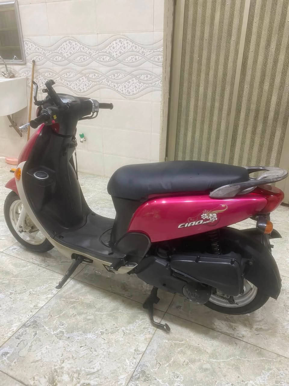 دراجه فله كله بلادي مكينه ما مفتوحه جيب فيتر و تعال افحص السعر 750 بيها مجال بسيط العنوان الشعله  
لا تكتب سعر بتعليق 
مامتواجد ع فيس 
رقمي ***********
