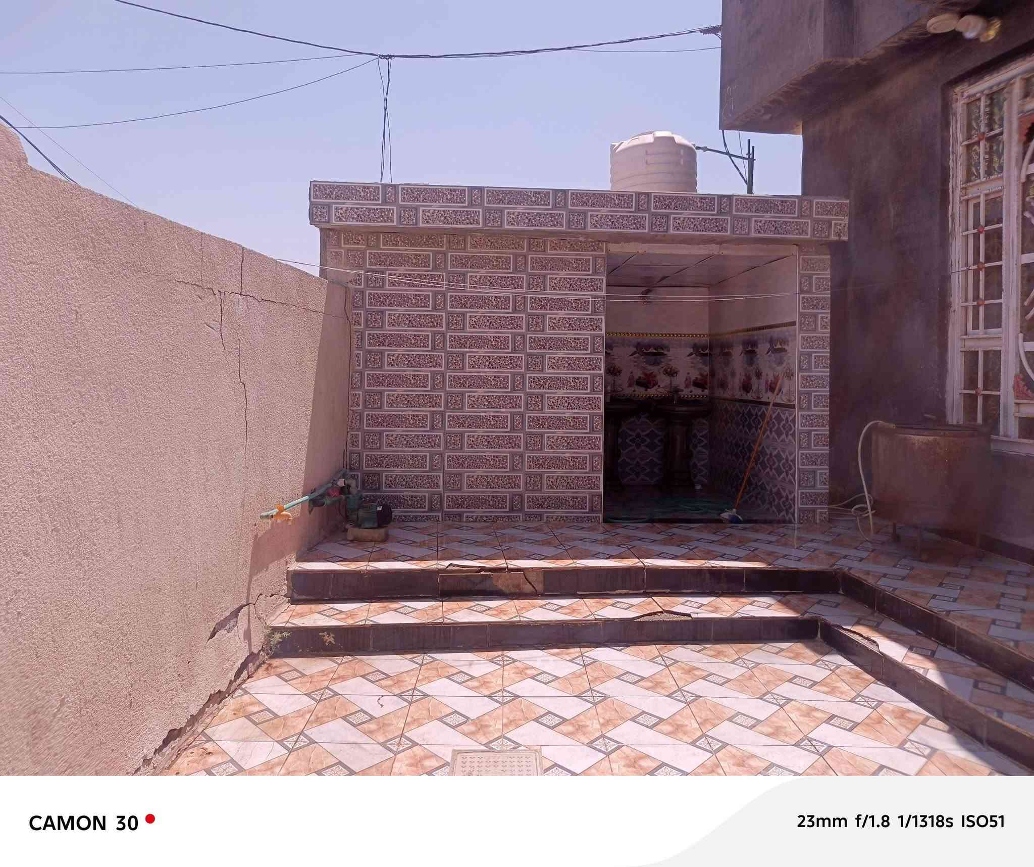 سلام عليكم
بيوت عدد 2 طابوك درجه اولئ مساحه البيت ٣٠٠ متر الواحد كامل من كلشي عل اخر حبايه المكان الحيدري حي الحسين تبليط مع مولد ذهبي مع رساله بناء حديث للتواصل عل ارقام 

*********** مهند العزاوي 
‏‪***********‬‏ باسم العزاوي
