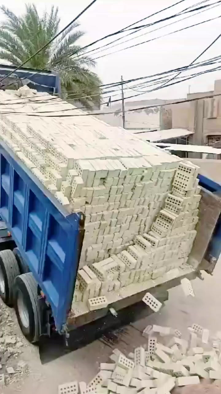 طابوكتنه وبس. خالي🧿 لا تدور، ولا تتعب.... ونكولها بكل فخر اتحدى واحد يعلق يكول غشيتونه... العدد كامل وزايد طبعا اهم شي العدد....؟؟    الطابوكه حلوه ونضيفه وبياض يخبل الاسعار كله جوه السوگ... وتدللون اتصلووا واحنه بالخدمه 😘   *********** 🌹***********🪬
حياكم 🌿🌿❣️❣️❣️
