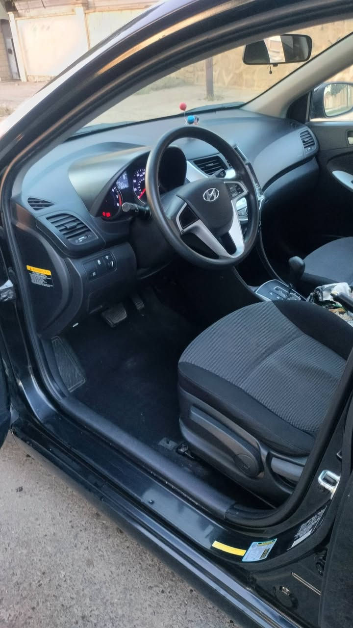 رقم نينوى   كلش نضيفه  وضع شركه
وارد. باب واحد خلفي شويه بل دوسه
المحرك 16
ماشيه 85
السعر 95 وبيها مجال لطيبين
***********
***********
