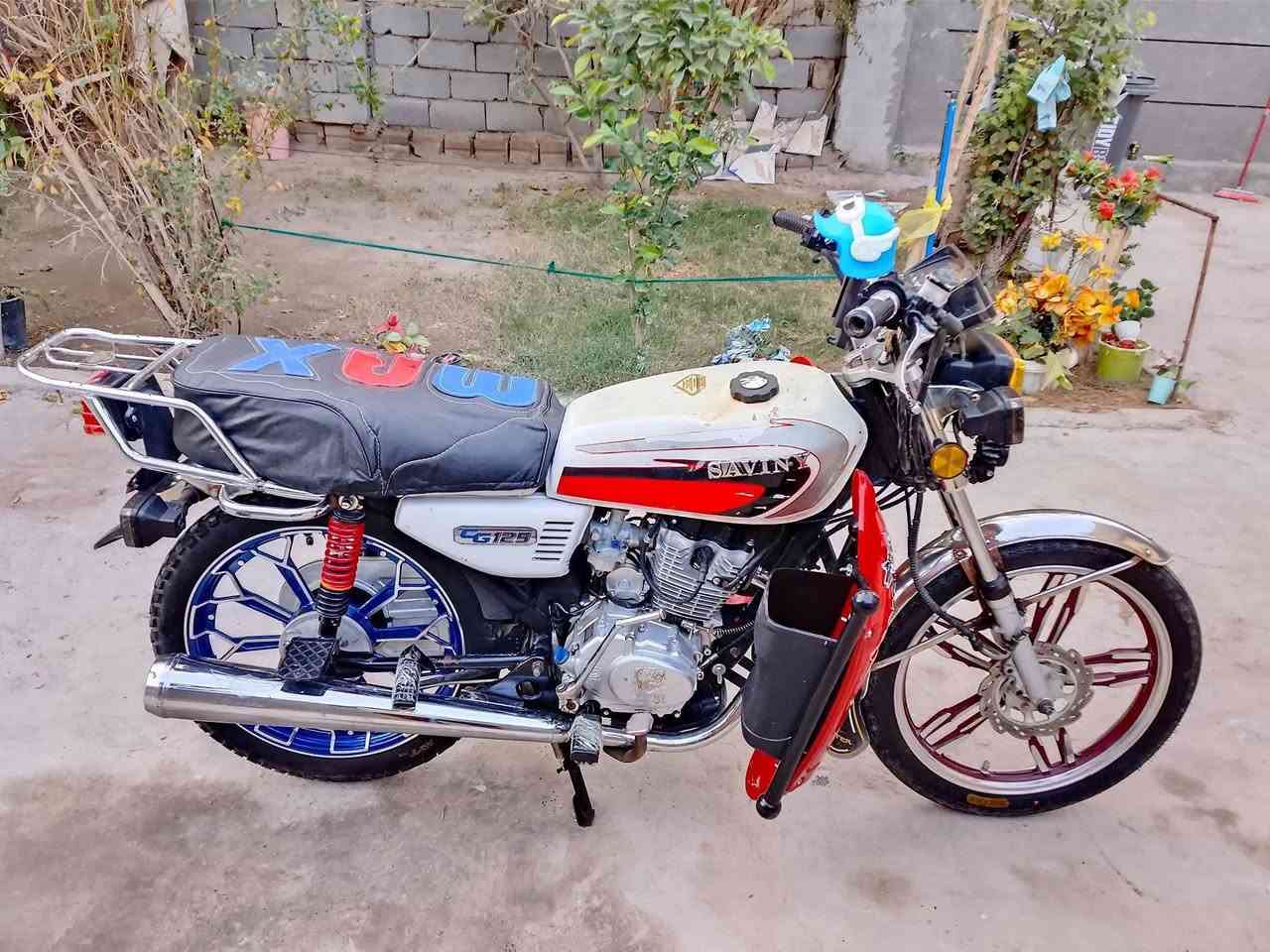 سلام عليكم دراجه بيع السعر 60الف رقم التليفون ***********
