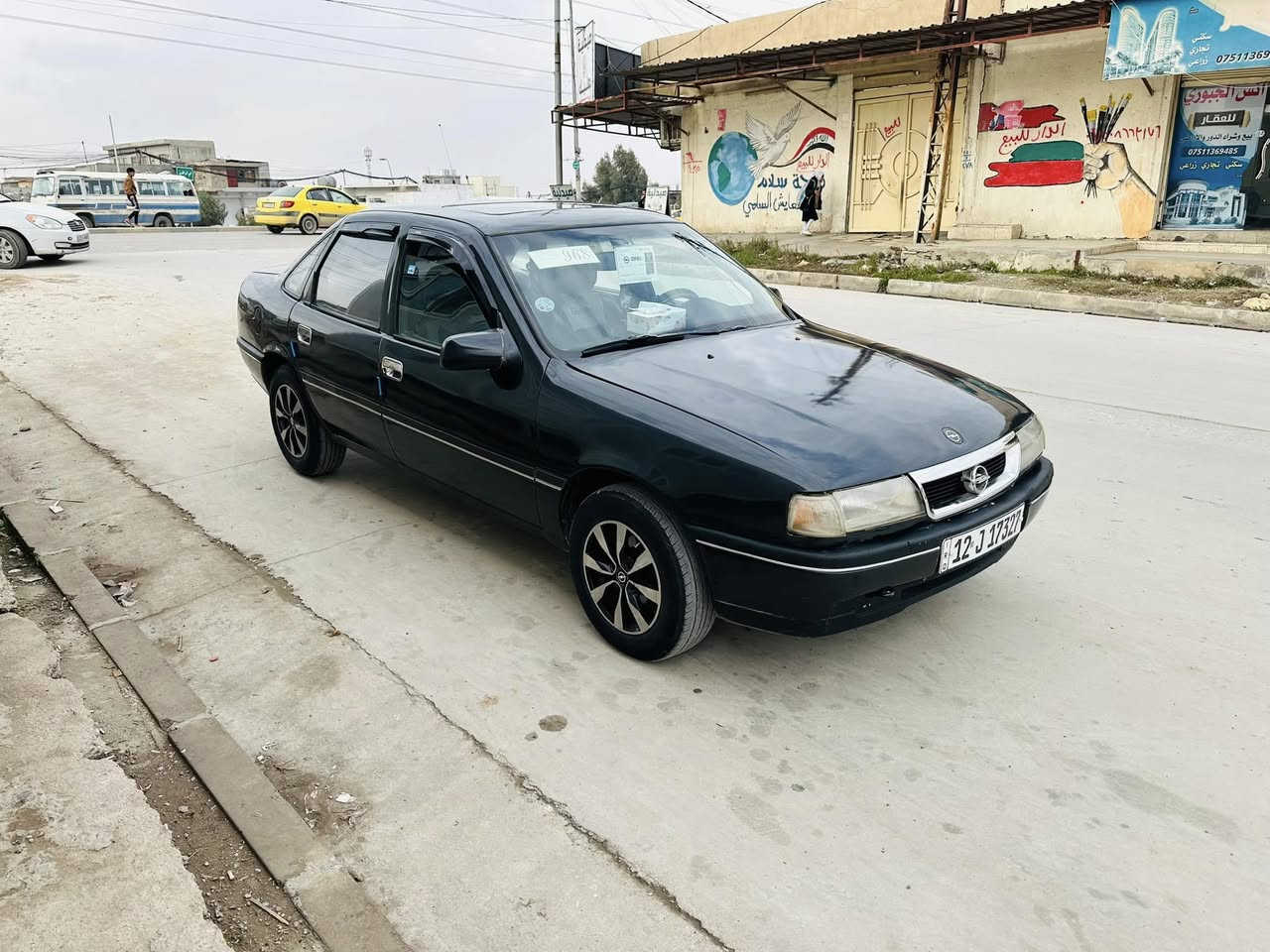 سلام وعليكم فكتره محرك 18 موديل 91 مصبوغه عام جماليه كاربون بيها سياره بسمي تريد وكاله تريد تحويل السعر 42 بيها مجال   العنون موصل الأيمن الهاتف ***********
