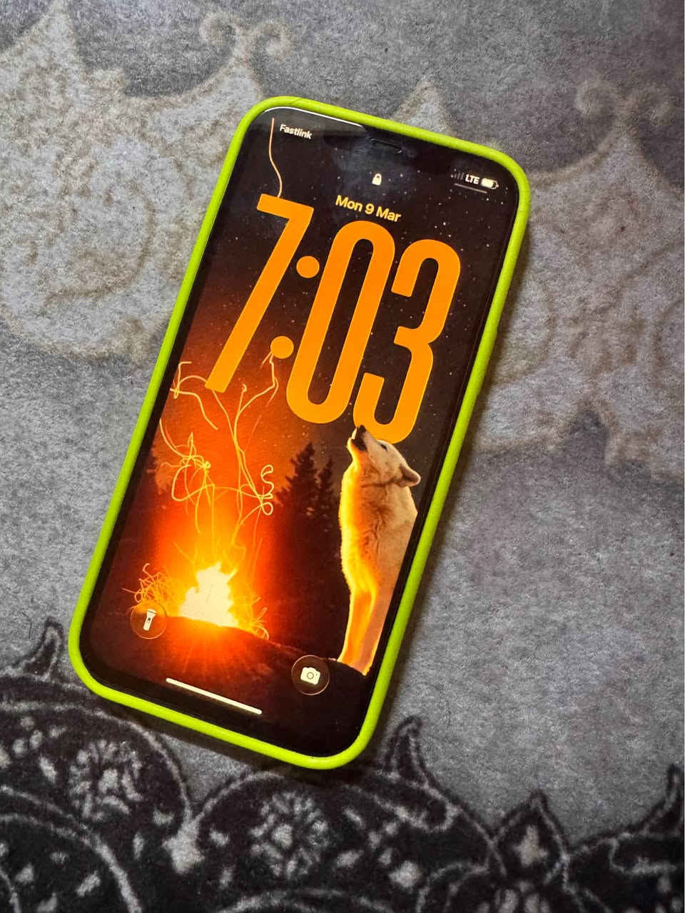 ئایفۆن ١٢پرۆماکس zaa شاشەو پاتری گۆرایە  ئی سەر جیهازی لەسەرە ئەصلە بەس شاشەکەی درزەکی گچکەی تێدایە ٢٥٦گێگایە  زۆر خاوینە جیهازەکە رسمو هەمووشتیشیم پۆست کردیە تکایە موشتەری نی چات مەکە 
شوێنم هەولێرە *********** واتساب و ڤایبەری لەسەرە ٣٥٠هەزار و هەندەک محامەلە أربيل, العراق
