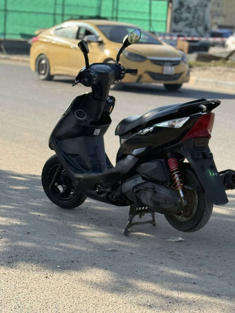 ماكس ثلعب كابريتر اصلي الدرجه جديده وحلوه وبرغي نقص مابيه كيلو متر شغال مال بانزين شغال اورق منفيس شرط الدرجه ربع نكره بكل وقت سلف وهندر معدال يخبل وبلخير ع ياخذها السعر ٦٧٥مكان بغداد البياع مكفواله كفاله عامه 
*********** اتصال او وتساب
