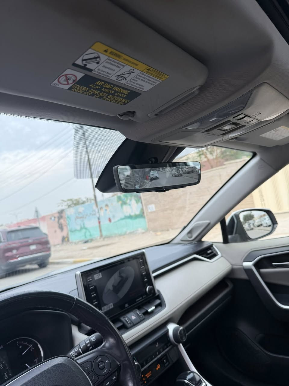 سلام عليكم 
موديل ٢٠٢٠
راف فور للبيع او مراوس
فول١/١ فئة  لميتد
ماشية ٢١m
صبغ قطعتين جاملغ +بنيد
خمس كامرات  
تدفئة تبريد مقاعد
خمس بصمات
ويل كب كروم 
بانوراما  
جلد لونين بلادي
جنطة كهرباء
شاحن لاسلكي
ا
***********
