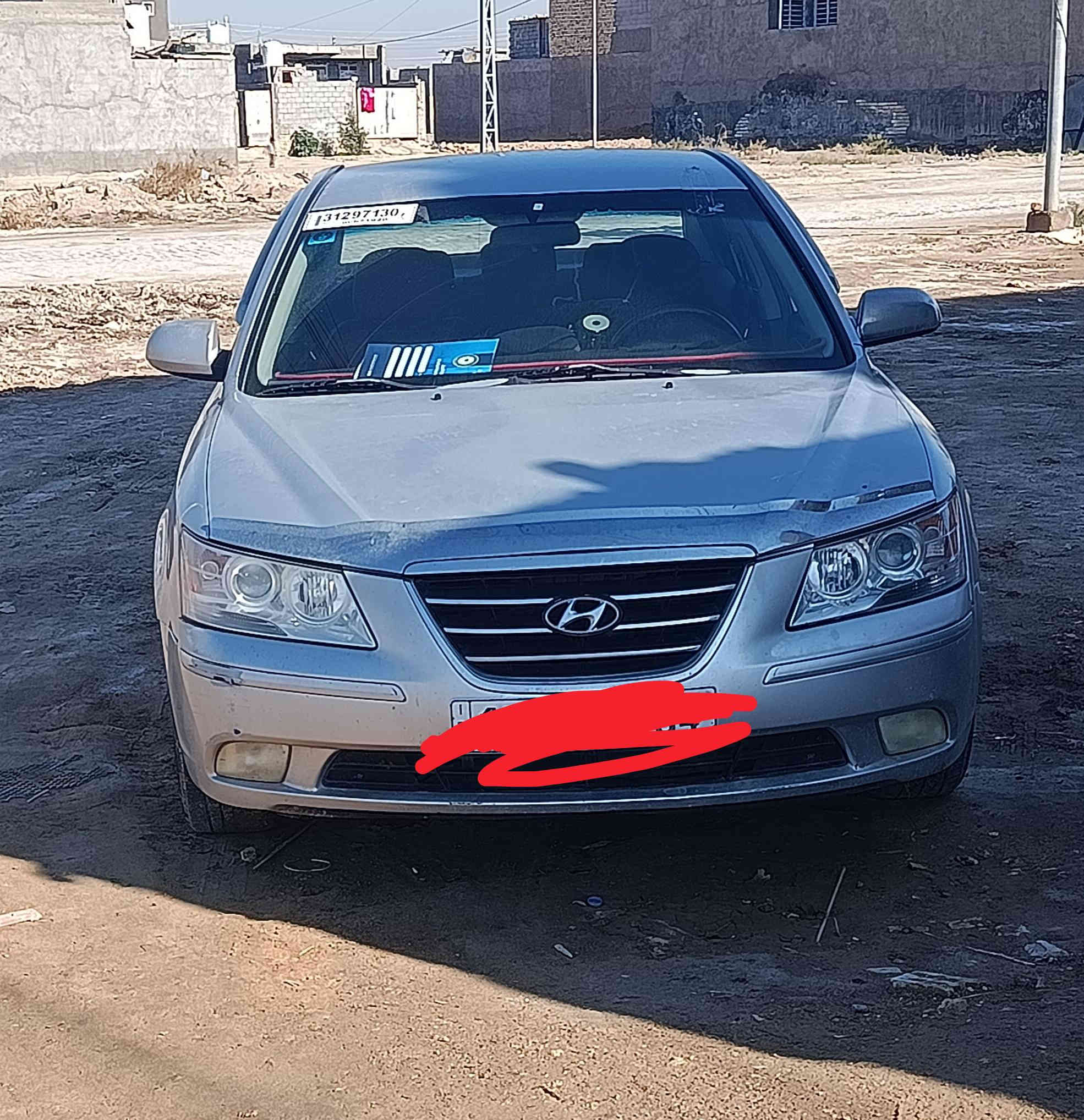 السلام عليكم
سوناتا للبيع موديل 2009 امريكي 
جاهزه من كلشي  رقم أنبار انكليزي الجديد 
باسمي  تحويل وين ما تريد باي محافظة 
السعر 127 وبيه مجال قليل رقم الهاتف ***********
