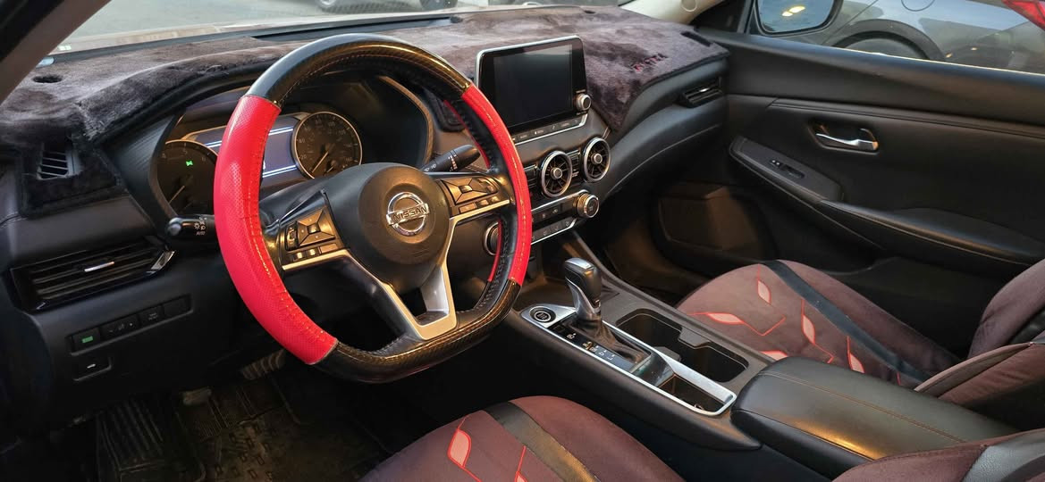 نيسان سنترا موديل 2022  رقم بغداد معوقين صاحبها بالكاظمية ثاني يوم يسوي وكالة بيها بنيد ( ما اعرف مصلح او مبدل )  و دعامية 
كير و مكينه و تبريد ضمان مواصفات sv سعره 130 و بيها مجال 
رقم موبايل *********** او ***********
مكان بغداد او الفلوجة بغداد, العراق
