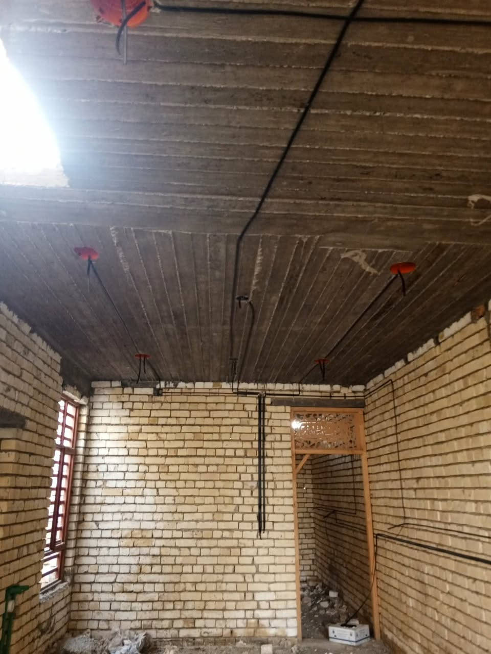 كهربائي مي ومجاري تطبيك سيراميك شغل درجه اولى 776 627 8444
