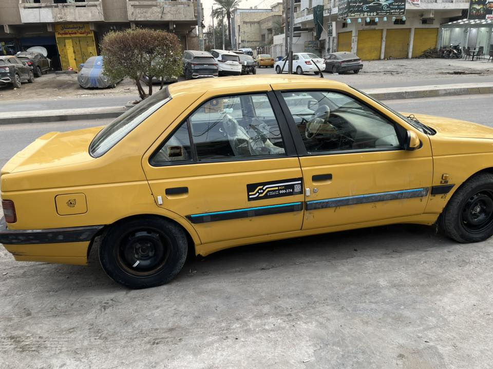 يالله سلام عليكم سياره كفاله عامه مكينه فرنسي خير من الله سياره بيه نواقص بصيطه  ٤٢وبيه مجال مكاني بغداد الحريه الدور ***********
