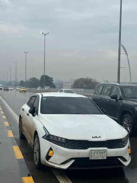 كي فايف خليجي 2023 فول موصفات عدا البنوراما والجلد
تخم تايرات جديد برجستون 
سياره مكفولة كير ومحرك وحدادية ما عدا طخه بالبنيد بسيطه ومصلحه ومصبوغ ربعه ماشيه ٤٨ الف 

السعر ‼️ علق بتم يجيك السعر بالخاص ‼️

 0786 007 1998
