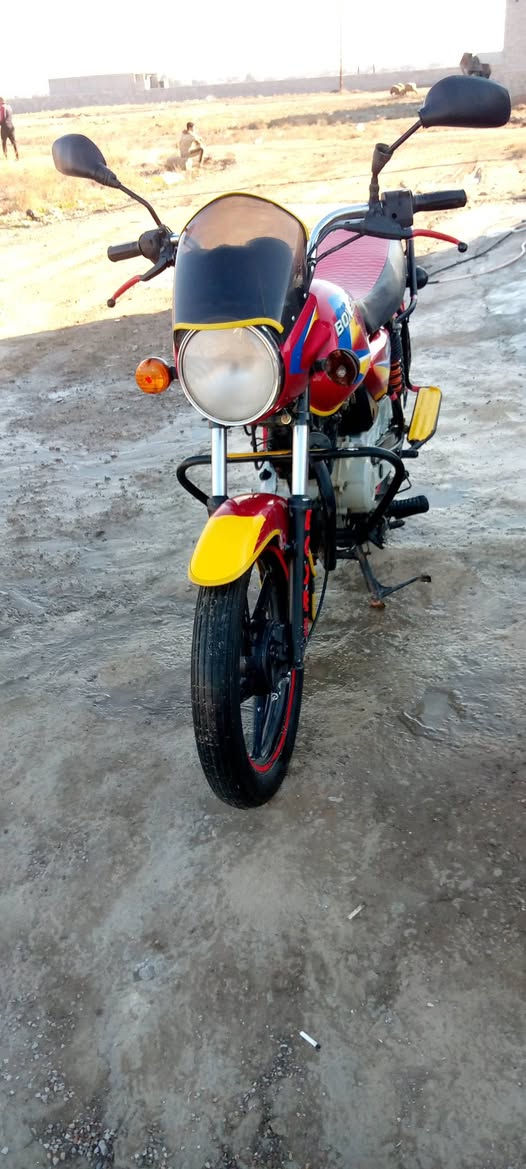 دراجه بوكسر خمسه كير موديل 2020اوراق اصليه السعر 950 وبيها مجال الهاتف ***********
