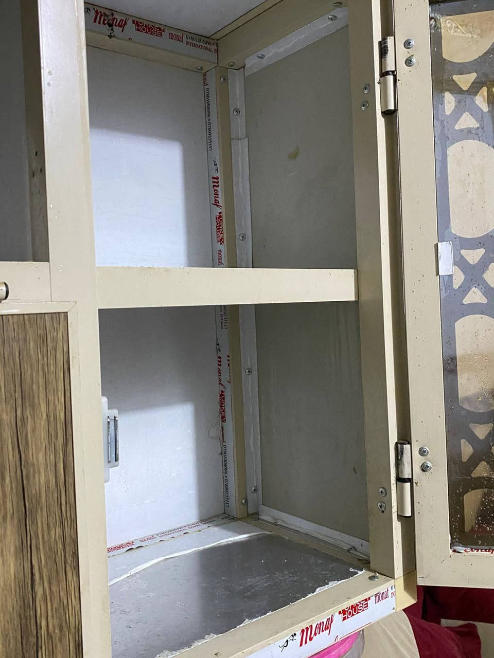 كاونتر متر ونص تركي مبطن نضيف تسكام تخم قنفات تركي ٥ قطع ١٠ نفرات نضيف جديد مامستخدم الشراي يتفضل خاص او الاتصال *********** بي واتساب عنوان نجف حي ميسان النجف, العراق
