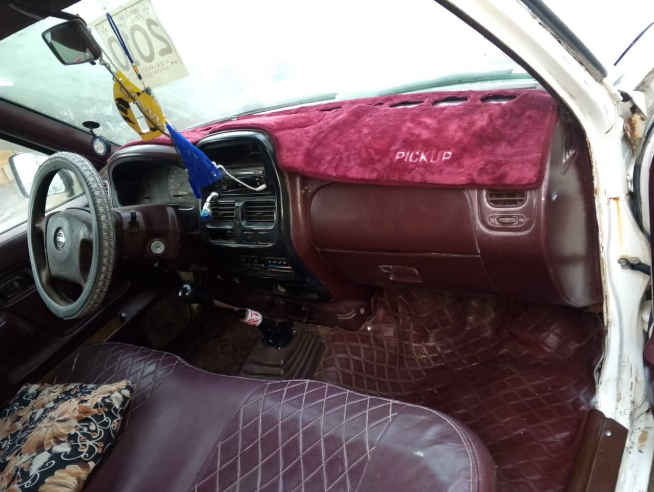 السلام عليكم سياره نيسان شبوط2008مزاد كربلاء سياره جاهزه من كير اكسن محرك.كهربائيات تخم تاير سياره معمره جديد صبغ عام العنوان كربلاء طويريج السعر66$للتواصل الاتصال على الرقم ***********
