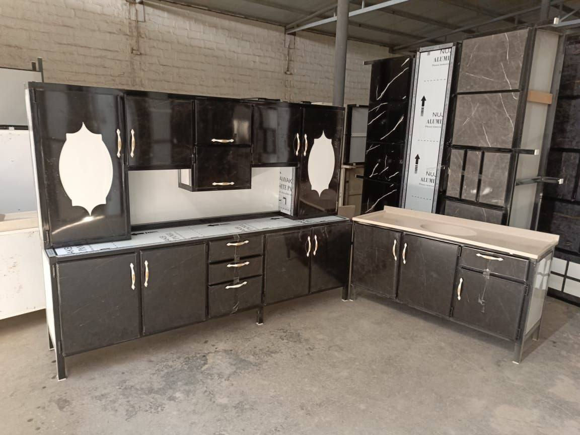 كاونتر. مترين. ونص. ارضي. وملحق. مع السنك. متر ونص. مرمر السعر 375 الف خدمه توصيل متو


**إذا كنت صاحب هذا الإعلان وتريد حذفه لأي سبب، رجاءا أرسل رسالة إلى الدعم الفني**