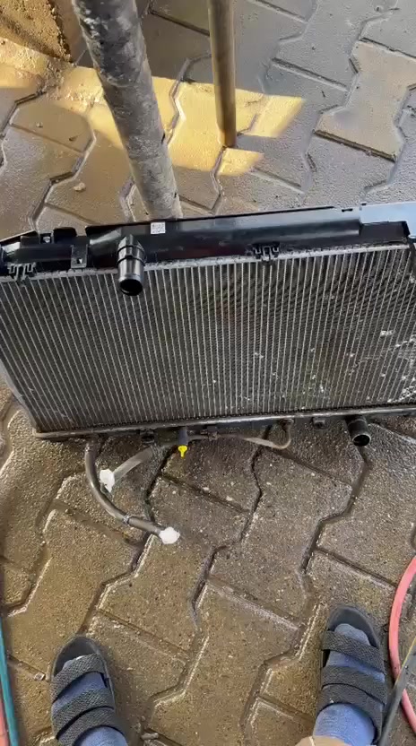 من اعمال اليوم تبديل غزانات راديترات مع سلكون حراري اصلي مع ضمان خبره في العمل من تسعينات
***********
*********** 

العنوان ناحيه القياره مقابيل ازياء عدنان شويخ
