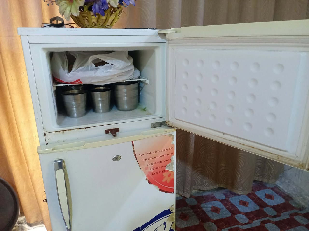 ثلاجه للبيع حجم وسط تشغل وتفصل ماعرف شبيه


**إذا كنت صاحب هذا الإعلان وتريد حذفه لأي سبب، رجاءا أرسل رسالة إلى الدعم الفني**