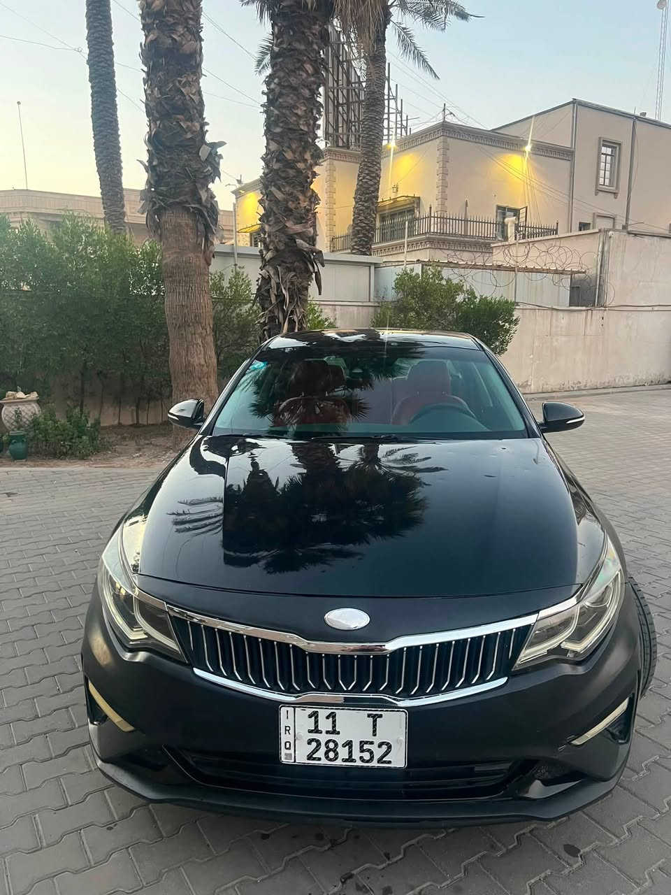 سلام عليكم 
للبيع أو المراوس 
اوبتما 2019 امريكي بجم كبس للبيع Fe نص فول 
بغداد بسمي تحويل ثاني يوم 
سياره ماشيه 62ml 
موصفات فول تحكم ستيرن
قيادة ذاتيه
ثلاث انظمه قيادة
سمارت ايكو سبورت
شاشه كاربلي
رادار امامي
حساس خلفي 
شاشه حساس اعطال ( سيرفس )
حساس اطارات 
لايت زنون 
داخل احمر 
صور الحادث داخل المنشور سياره كلش حلوه ونظيفه 
معروضه 125 وبيها مجال مكان سياره بغداد تقاطع المسبح ***********
