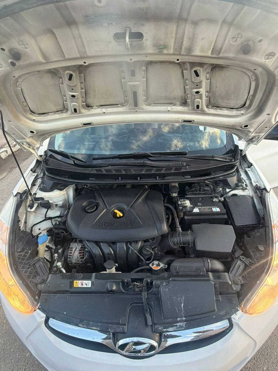 سلام وعليكم النترا موديل 2017
سياره جاهزه كير مكينه حداديه كلها كفاله 
سياره بيها قطع ابيع صبغ حزام حادثها جاملغ خلف 
ترايها يخبل 
مكينه 2000دوش 
كير. At بلادي 
سعرها 107وبيها مجال 
مكاني بغداد البياع 
***********
