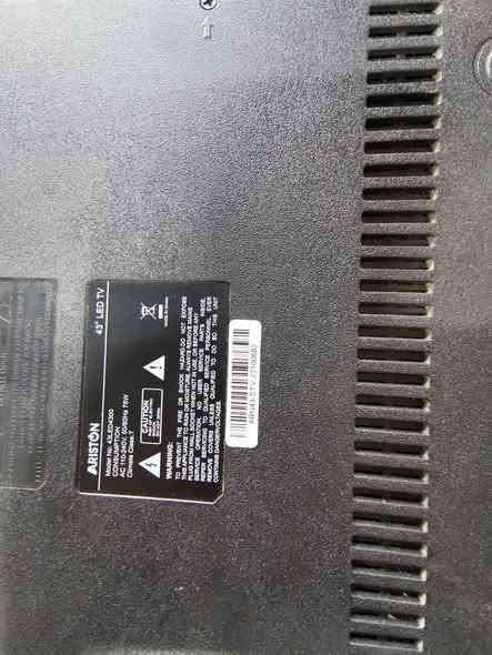 سلام عليكم عندي شاشه نوع ارستون الحجم 43 بيها مشكله ب شاشه ابيعها هيج كما هو موضح في الفديو السعر 60 الف العنوان البياع حي الرساله الأولى قرب مدينة العاب الكرخ تلفون ***********
