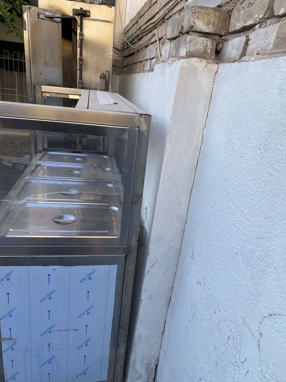 السلام عليكم
شوايه دجاج 
حميت 4 بلانكو
للبيع***********
واسط العزيزية 
ستعمال قليل كلش
