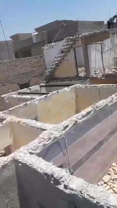 السلام عليكم تفليش البيوت تفليش الرباط ولسقوف الصب وقلع الارظيات وحفر الصحيات بانسب السعار اتصال وبخدمتك ***********
