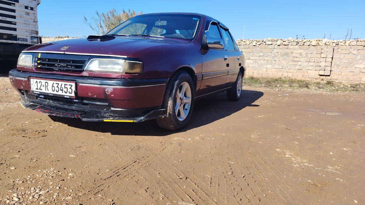 السلام عليكم سيارة اوبل فكترا حجم 20موديل 91مصبوغة جمالي بدون اي ضرر سياره كير ومحرك شرط وطخم تايرات ويل كب مسطرة وباتري جديد   السيارة بأسمي السنوية لحد نهاية 2028السعر 45 بيها مجال بسيط للتواصل تفضل خاص او اتصـل ***********
