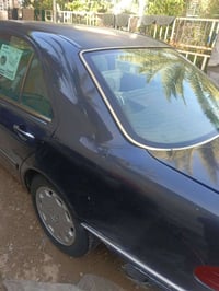 ام عيون • انكليزي • حدادية ضعيفة