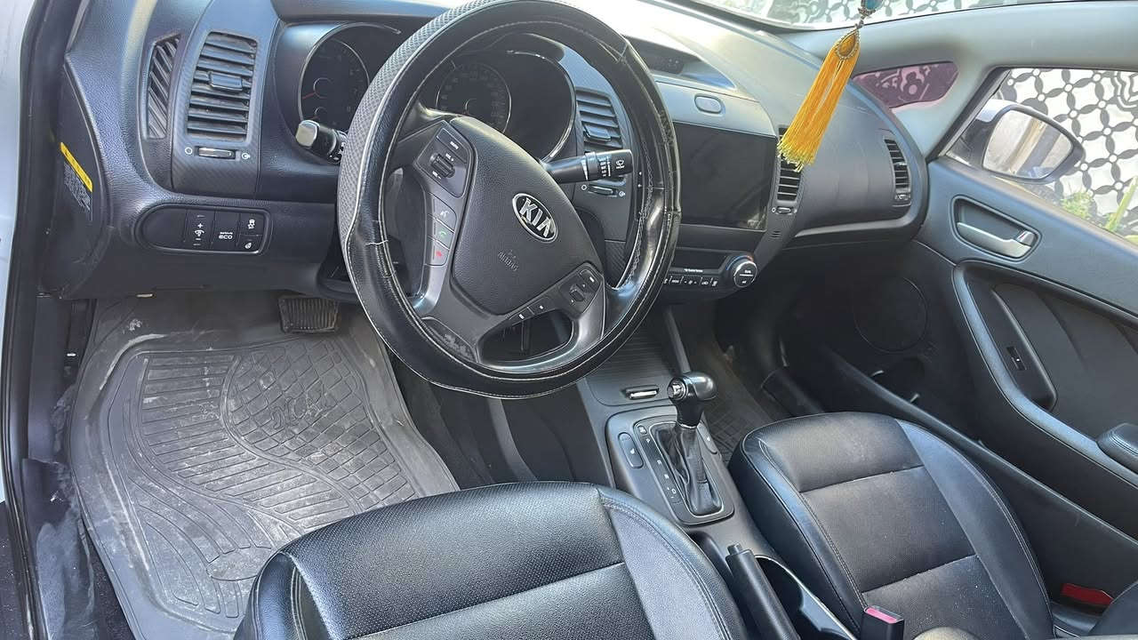 سيراتو للبيع ادوات مديل ١٥
كصه جنطه 
مكينه ١٦٠٠
كير مكينه كفاله
تخم تاير جديد
شاشه كامرات حساسات
تبريد تدفئه 
سياره جاهزه
مكان سياره بنجف السعر ٥٣

‭٠٧٧٦ ٩٨٣ ٣٩٥١‬
