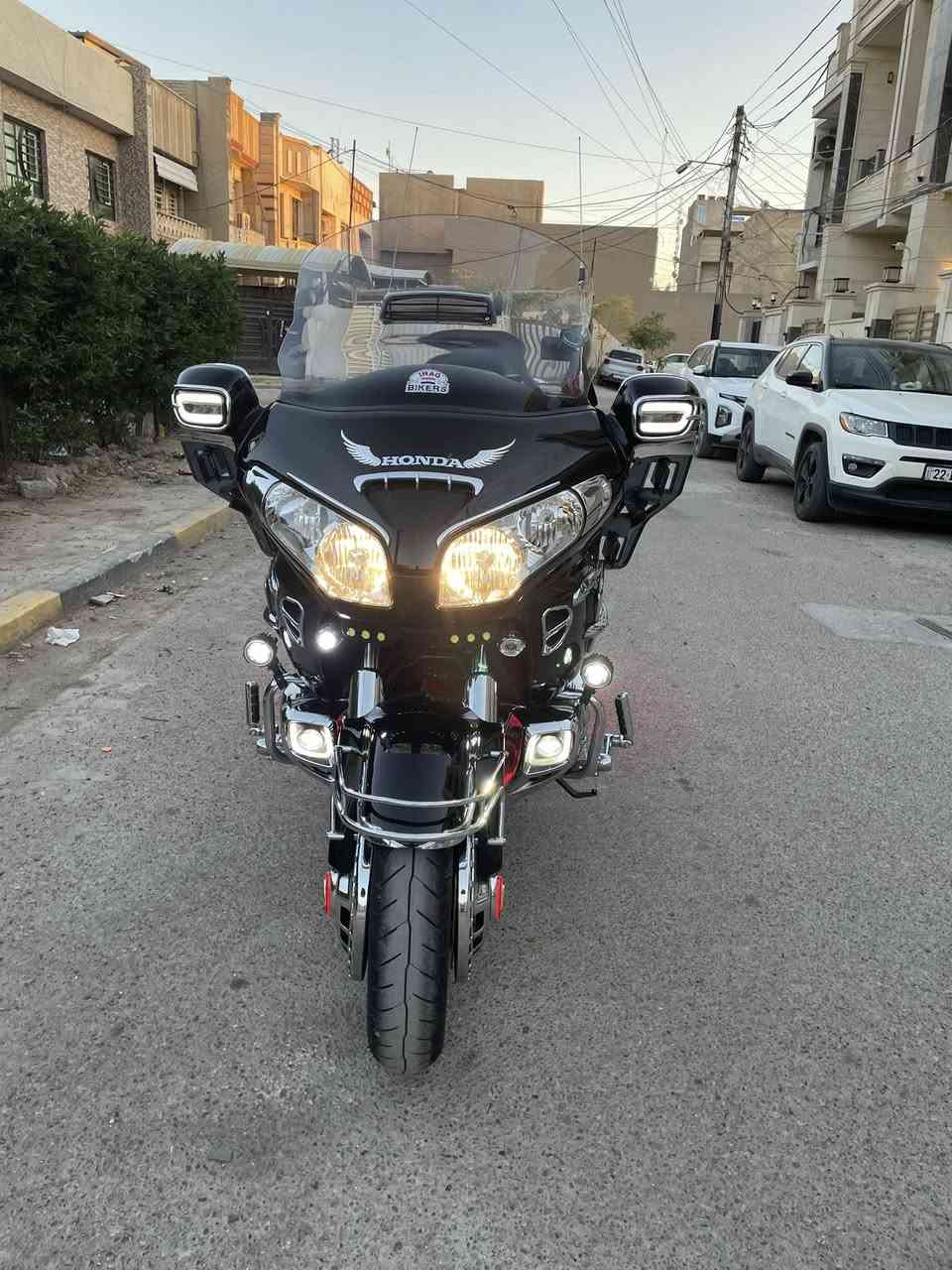 سلام عليكم
دراجه كولدن 
مديل 2006
لون اسود 
دراجت بدون رقم 
دراجه اني مستورده ع ايدي قبل سنه 
دراجه تخم تاير جديد قبل شهر شاده 
دراجه سستتم كامل 
دراجه كلين بدون حادث 
سعره شويه غاليه حق الستتم عليه شاري اتصل 

غير متواصل ع فيس 
شراي ودور جديد ونضيف اتصل ***********
