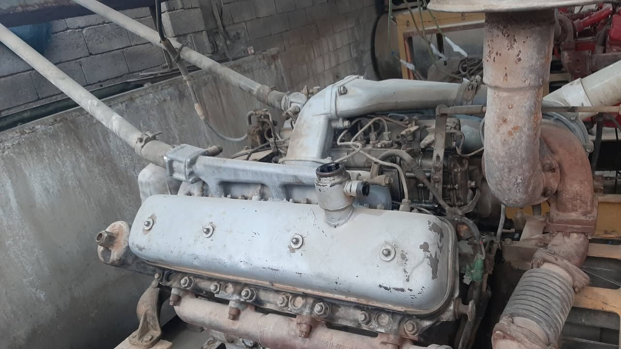 مكينه كراز للبيع أستندر للتواصل ***********
