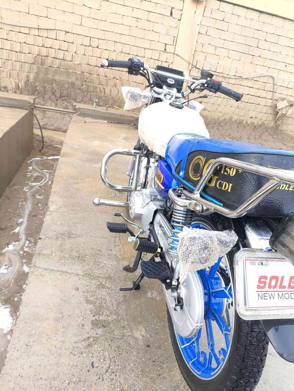 ماطور سونيك نضييف فول بعد احله من الصوره ماطور جديد محرك 25شاصي 24
شرط 700وبيه مجال قليل 
***********
