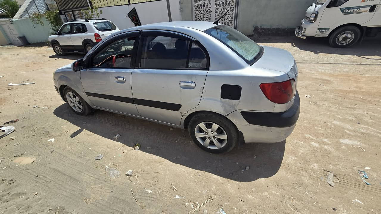 كيا ريو موديل ٢٠٠٦ سيارة نجف باسمي رقم دولي حدادية امامي جيدة تبربد منظومة جديدة كير ومحرك بحالة جيدة تخم تاير امامي ادامة منظومة بانزين كل جديد داينمو جديد وهواي شغلات معمر بيها سياره  سيارة مكفوله عدا بنيد مبدل وجارد بدون اي حادث مكفول سيارة دواخل.
كيا ريو موديل ٢٠٠٦ سيارة نجف باسمي رقم دولي حدادية امامي جيدة تبربد منظومة جديدة كير ومحرك بحالة جيدة تخم تاير امامي ادامة منظومة بانزين كل جديد داينمو جديد وهواي شغلات معمر بيها سياره  سيارة مكفوله عدا بنيد مبدل وجارد بدون اي حادث مكفول سيارة دواخل.
نقص فيها باور بدلته رجع شوي بي ثكل.
دبل ورا يحتاج تبديل 
سيارة بيها جراد وخياس بسيط كشر يحتاج صبغ جماليه حسب رغبتك.
مكينة ١٦٠٠ خليجي ،جام جوبي
كلشي مذكور بالوصف تجي تشوف ماقصر وياك وربي يرزق الجميع.
السعر ٦٣ وبيها مجال بسيط.
مكان السيارة نجف.
هاتف ***********

