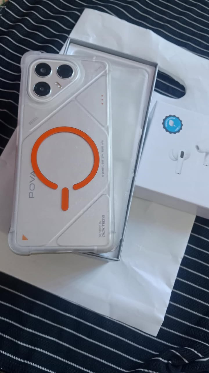 TECNO POVA 7 5G
ستخدام اقل الشهر نضيف ومكفول تاخذه ع فحص
ببجي 90 فريم 
كامل ملحقاته 
اخذته 370 
رايده 325 ويا هديه ايربوتت


**إذا كنت صاحب هذا الإعلان وتريد حذفه لأي سبب، رجاءا أرسل رسالة إلى الدعم الفني**