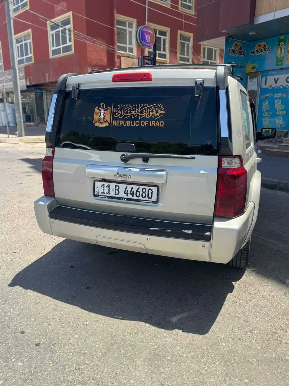 جيب كومندر فول مواصفات 2007  بأسمي سته سلندر محرك 3700 سياره جديده وجاهزه مكينه كير تبريد تخم تاير سعر 112 وبيهه مجال للشراي بيع او مراوس 
مكاني بصره ابو الخصيب
***********
