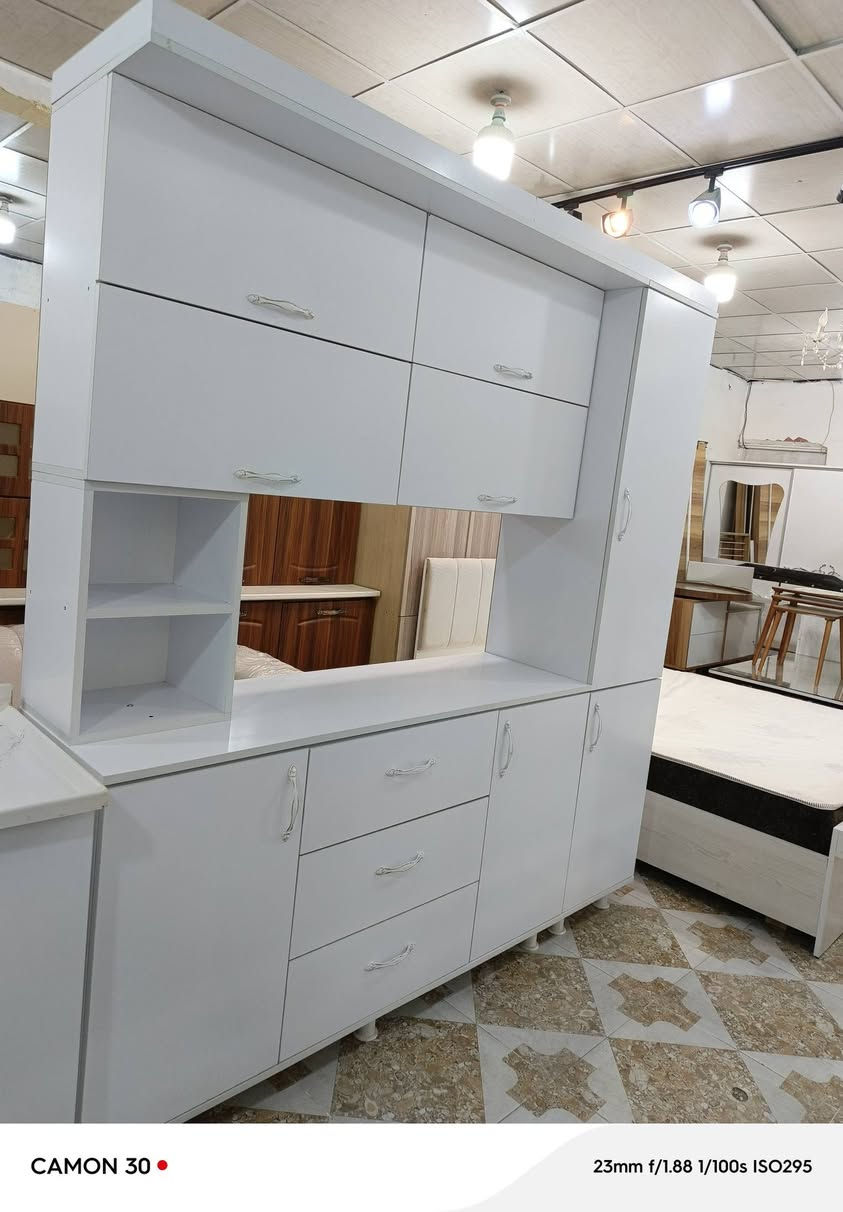 ناو نيشان / سليماني كانيسپيكه / پيشانگاي مه ليك

هه ردوكيان/  هي  يه ك ماله 

/MDFكانتؤري/٦ تاك/  ده ستكرد /موادي 

دريژي/٢٧٠ / به رزي/٢٢٠/  قولي/٧٠   سانتيم

كه وانته ري/٢  مه تر / سنگي /١ مه ترونيو

هه تابلي جوانه مالي دؤسته كه م به كار هاتوه  تازه كراوه

هه ر به ريزي خوازياره ئه تواني په يوه نديمان پيوه بكات

گه ياندنيشمان هه يه بؤ سه ر جه م شاره كان

***********  viber
