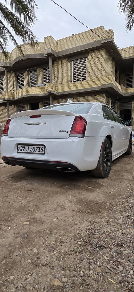 ✅ اوباما كندي S ( كلين تايتل ) تو ويل .
كولد 

               الموديل 2018 اصل🪬

المسافة المقطوعة  85 مايل 

حجم المحرك 3600

مواصفات السيارة:-

*بانوراما

* مصابيح امامية زنون مع  بلوجكترLED . 

* ويل قياس 20 

* شاشه كبيرة 

* سستم صوت كامل  دمام بالصندوك

* كراسي جلد طبيعي شعار S حفر

* مقاعد أمامية كهربائية عدد 2 .  . 

* مقاعد أمامية تدفئة . 

* تشغيل عن بعد .  . 

* محدد سرعة .  . 

* كاميرا خلفية دوارة.

* دخول ذكي (بصمة) . 

*شفتات ستيرن.

*تبريد قطعتين.

*السيارة تخم تاير 

مكان السيارة بغداد / الدوره
اكو ناس علع باب الله فا ماكتبت السعر 

للاستفسار ***********
