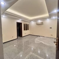 المسبح قرية دجلة • ٤٠٠م • مكاتب