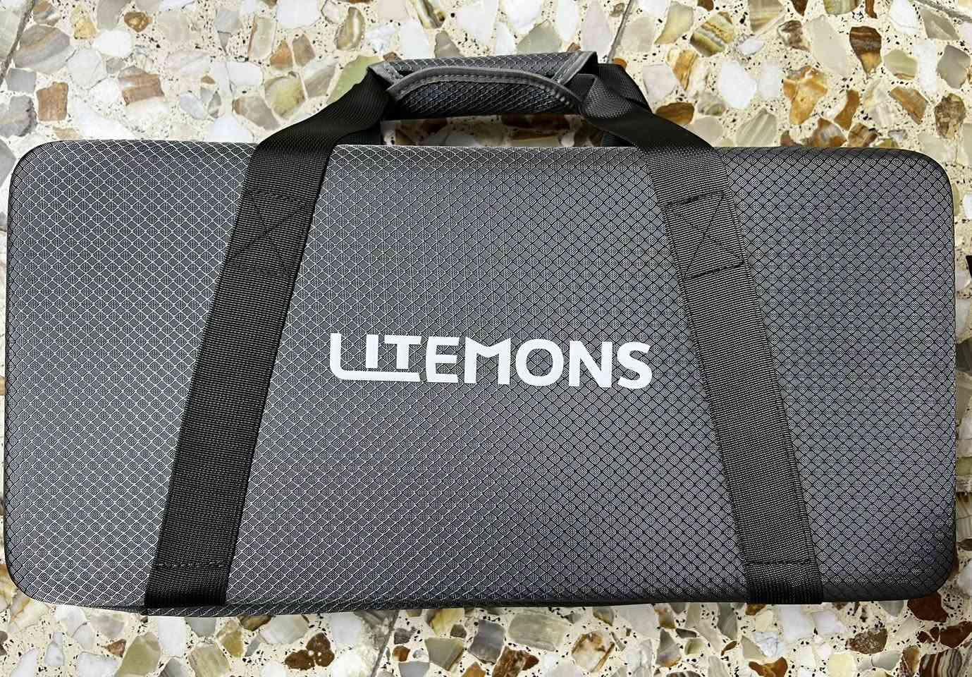 معدات اضاءة فديو كله جديد غير مستخدم
1- اضاءة كودكس 300 واط ار جي بي RGB
2- اضاءة كودكس 300 واط باي كلر 
3- سوفت بوكس كودكس قياس 90 
4- اثنين استاندات سل ستيل 3 متر
كل المعدات جديدة غير مستخدمة


**إذا كنت صاحب هذا الإعلان وتريد حذفه لأي سبب، رجاءا أرسل رسالة إلى الدعم الفني**