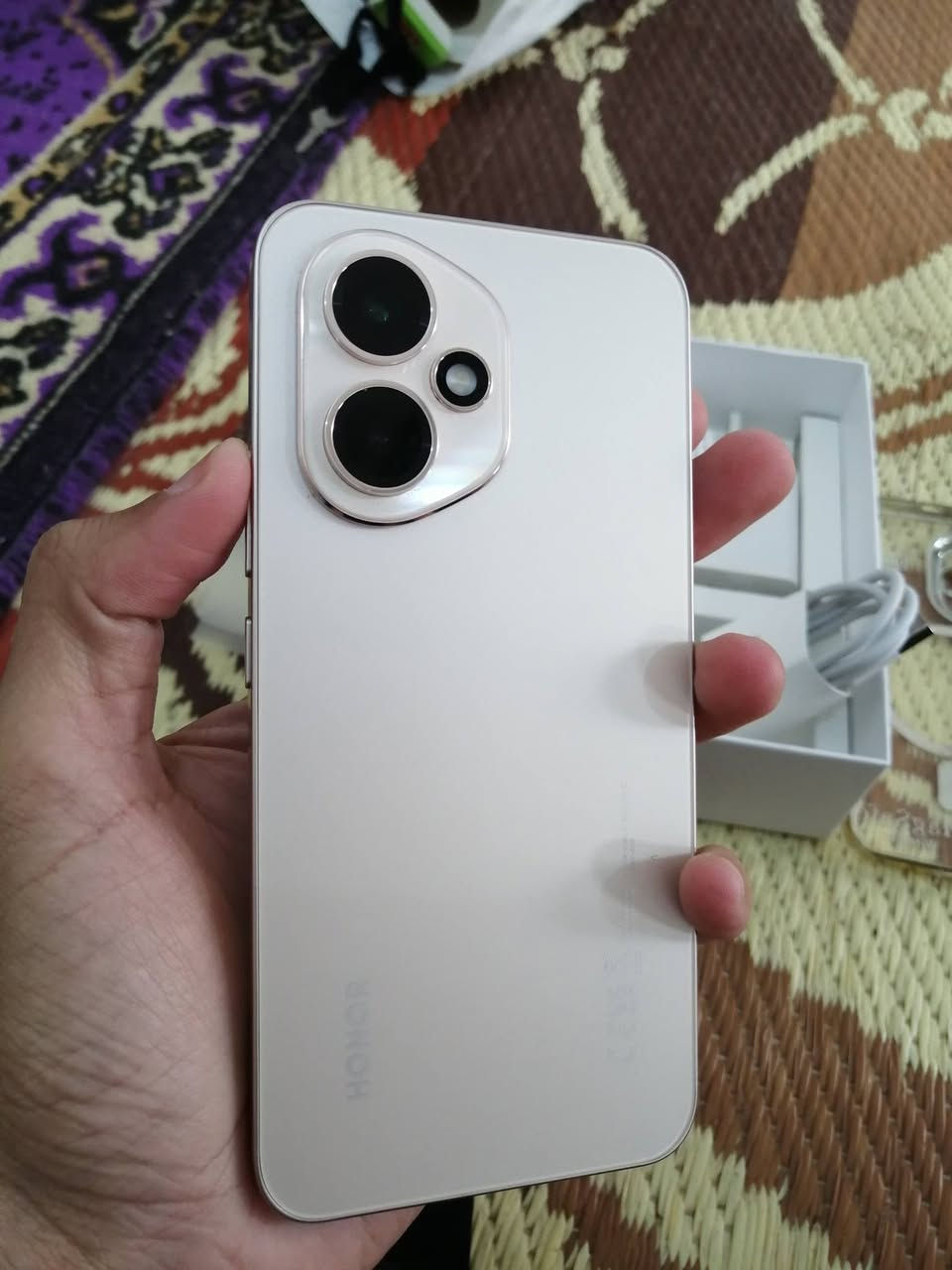 السلام عليكم - هونر 400 5g ذاكرة 512 استخدام قليل الجهاز اخو الجديد غراضة كاملة ومكفول كفالة عامة لزكه اصلية  وحتى ضمان الشركه بعده بي 
وفلاتر حماية للسماعات جهاز كامل مكمل تفحص وين ميعجبك شخط مابي جديد اخذته للبيع 
الشراي يراسلني خاص وتدللون بخدمتكم


**إذا كنت صاحب هذا الإعلان وتريد حذفه لأي سبب، رجاءا أرسل رسالة إلى الدعم الفني**