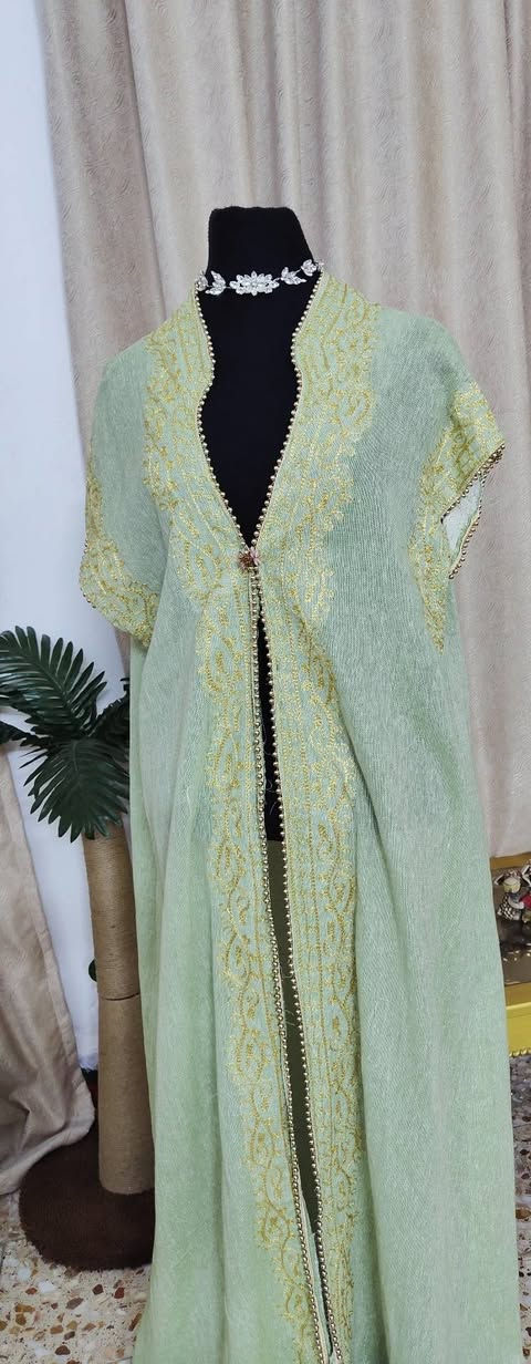 بشت كويتي مشغول يدوي يجنن 😍 
عرضه 3شبر ❤️‍🔥 
سعره 13


**إذا كنت صاحب هذا الإعلان وتريد حذفه لأي سبب، رجاءا أرسل رسالة إلى الدعم الفني**