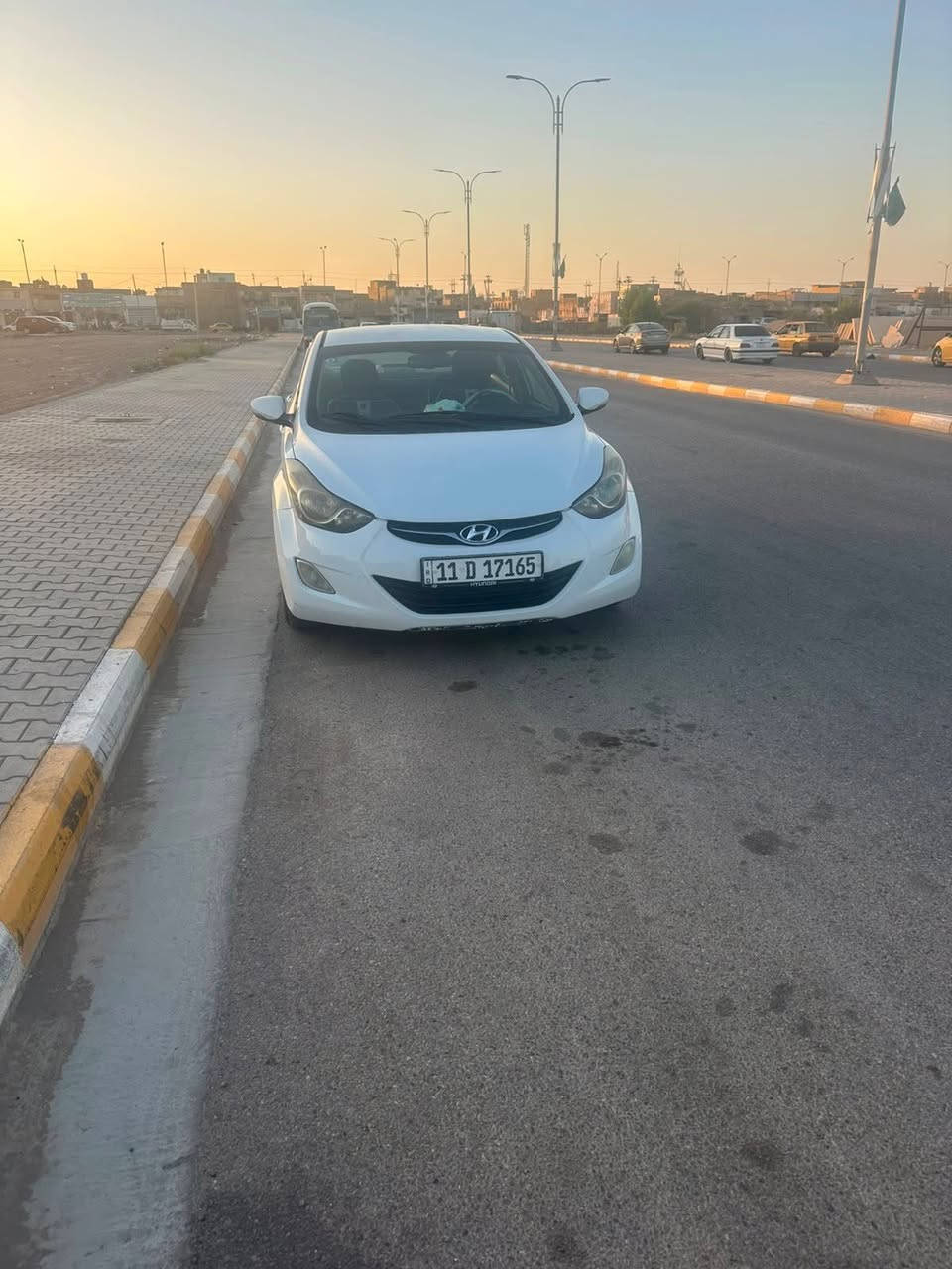النترا خليجي 12 محرك1800 بيه بنيد ورشات صبغ قليله تبريد ثلج تخم تاير محرك وكير جدات سياره جاهزه كل نقص مابيه سعره 98 وبيه مجال قليل***********
