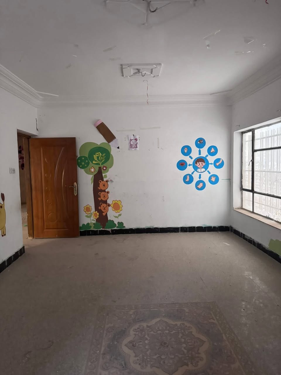 🧱 دار  للإيجــــــار  تجــاري او سكنـــي 🧱 
  
ـــــــــــــــــــ

#المــــوقـــــع //‏ الكرامة خلـــف الاوقــٰاف عــرض الشـــارع 

20 م
 _________________

#االمساحــــــة // 300  م 
___________________
🔻 المحتويــــــات //
//
استقبـــال وهـــول ومطبــخ و4 غرف  نوم ومنــاور ومجمـع صحيات وكراج كبير   
___________________

للأستفسار أكثر الاتصال //  
📱***********
📱***********

او زيارة مكتب ( #رؤية #المستقبل #للعقار #والبناء)
ق______________________
🔷 لمــــــن يــــــرغب فــــــي عــــــرض عقاره طابــــــو صــــــرف او زراعــــــي او تجــــــاري يرجــــــى مراســــــلتنا 🔷
