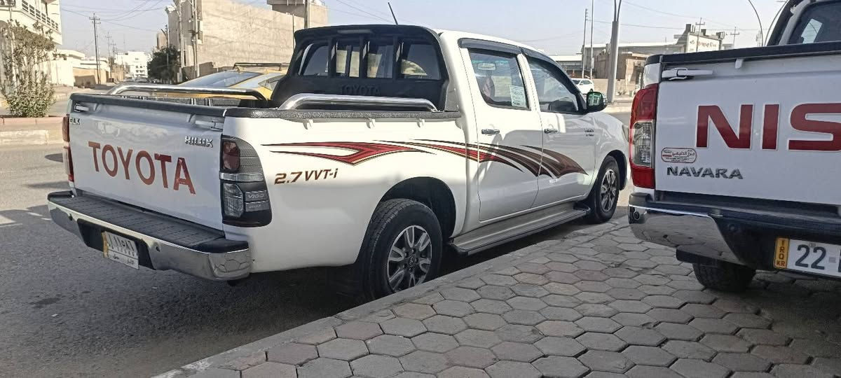 بيكب تيوتا 
سعودي ابو الدعاء
كير اوتماتيك
موديل 2012
تبدليل الجاملغ الامامي والبنيد...
السياره محرك كير جيد جدا
السعر 175 وبي مجال بسيط
للتواصل ***********
       اهلا وسهلا بكم
