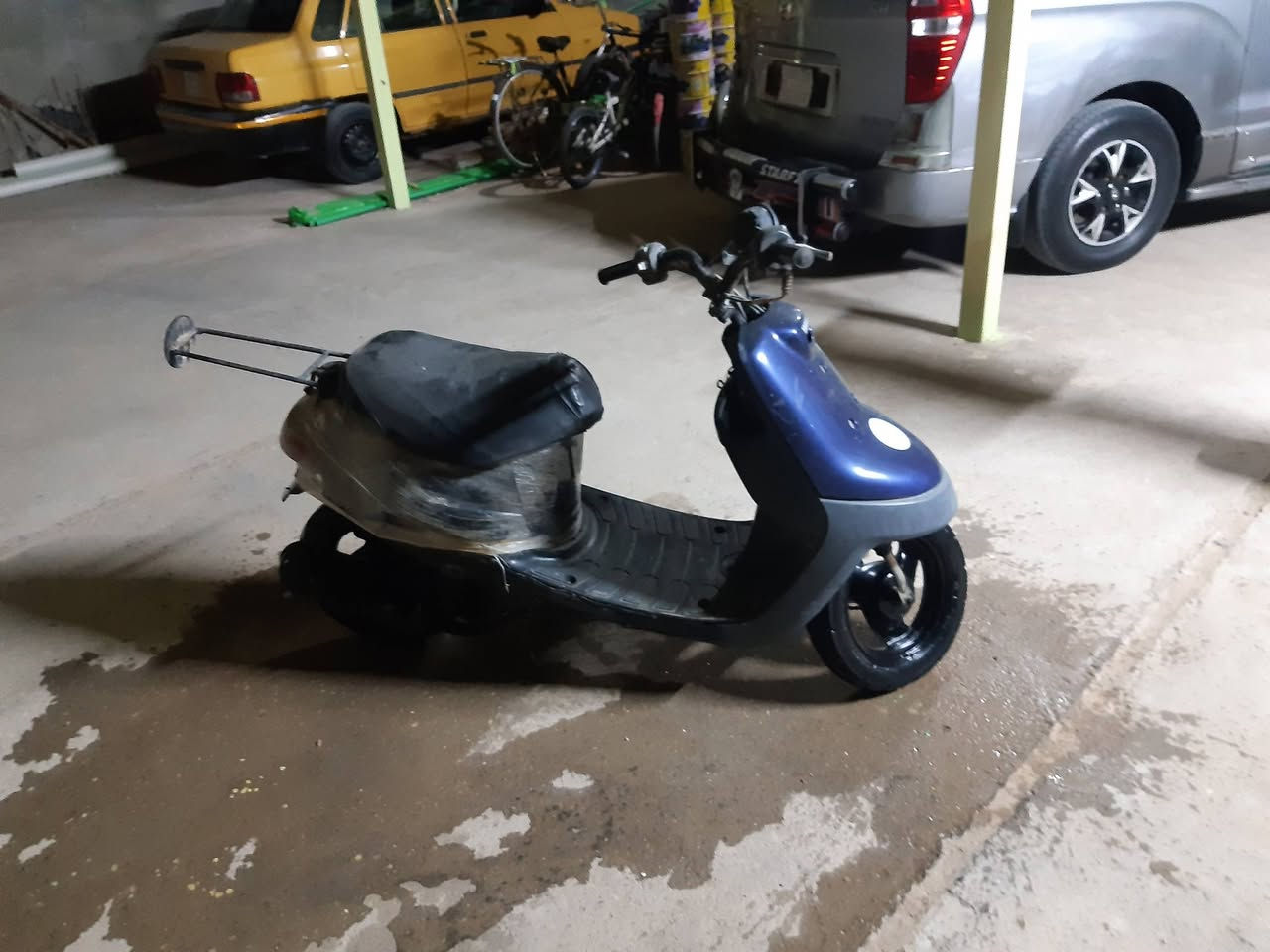 سلام عليكم دراجه للبيع ياماها بطا دراجه محربه مكان معمل ورق شمعه زريجي هاذ رقمي للستفسار *********** السعر ١٧٥ او بيهه مجال
