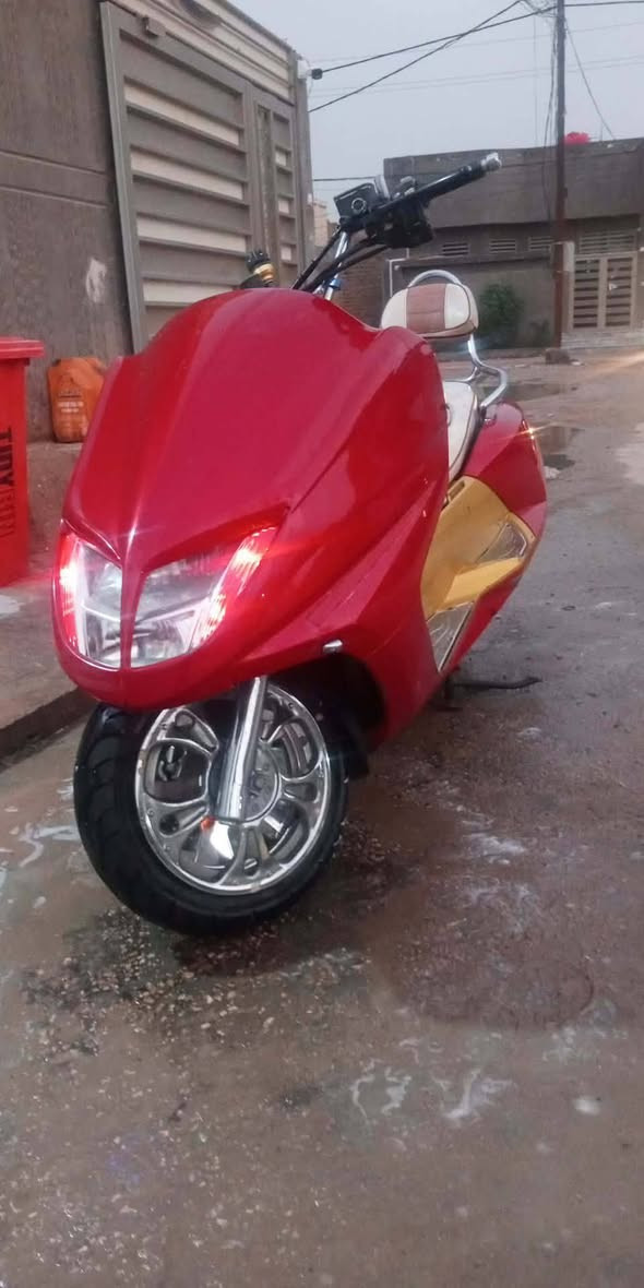 سلام عليكم ماكسام للبيع كفاله عامه محرك مشروط من الفتح ولتبخير دراجه جديده بمعنه الكلمه مامفتوح برغي بيه السعر 1800
للاستفسار *********** 
مكاني الكوفه 
للعلم الدراجه مزوده خارج
مكينه بلاد
